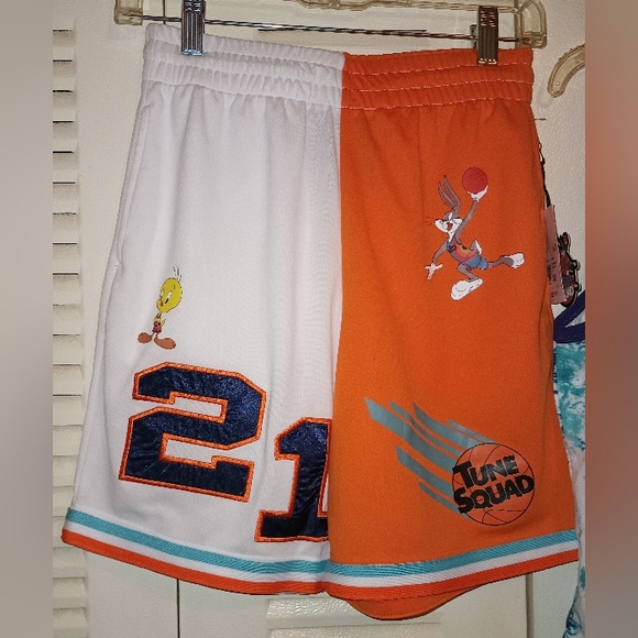 Forever 21 SPACE JAM Shorts (xs) with Tune Squad Tank Top (s) Set - Picture 2 of 7